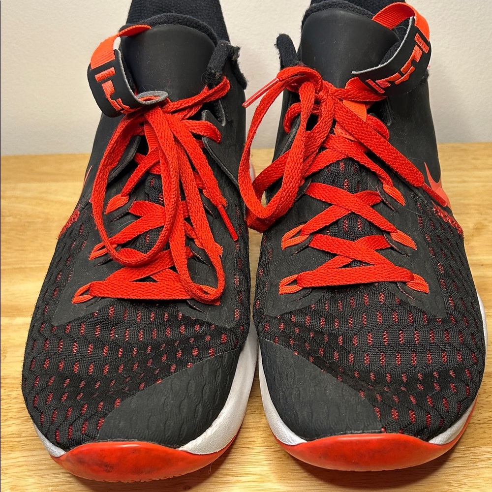 Nike LeBron Witness 5 Basketball Black and Red Sneakers